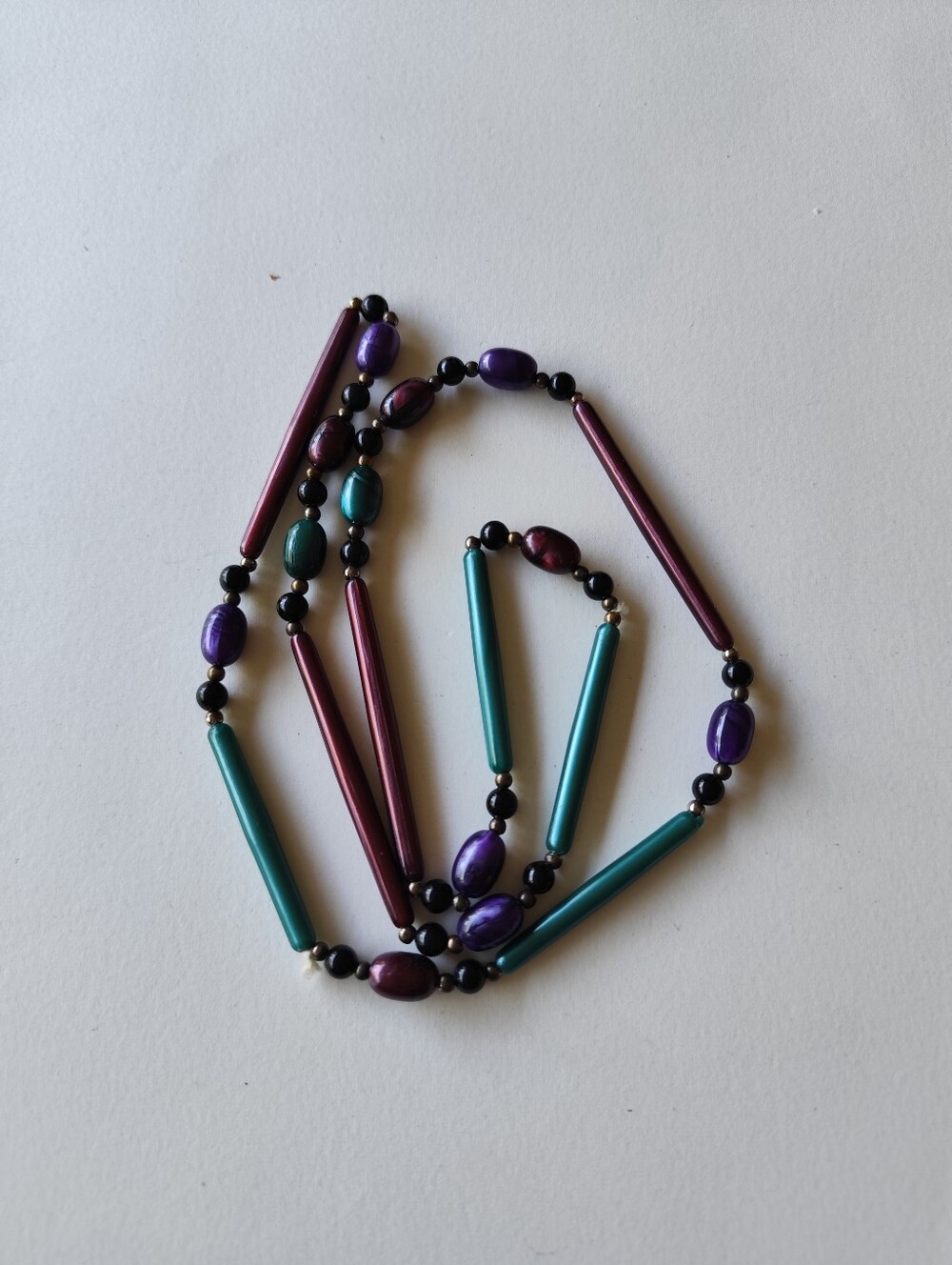 3/$20💗Plastic Purple & Teal Beaded Women's Necklace 28"